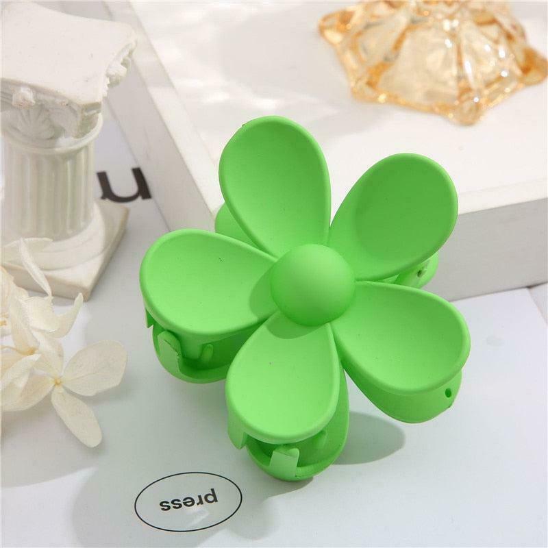 Flower Shaped Y2K Hair Clip - Trendy Accessory for Stylish Looks and Unique Fashion