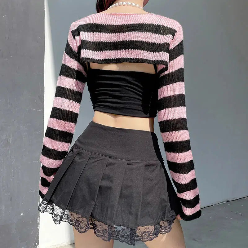 Goth Striped Knitted Shrug Sweater - Trendy Y2K Fashion for a Stylish Look