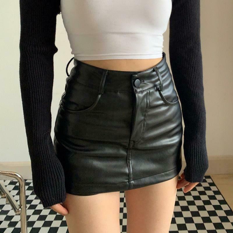 Grunge Faux Leather Mini Skort for Men - Y2K Style Clothing & Trendy Spring Outfits