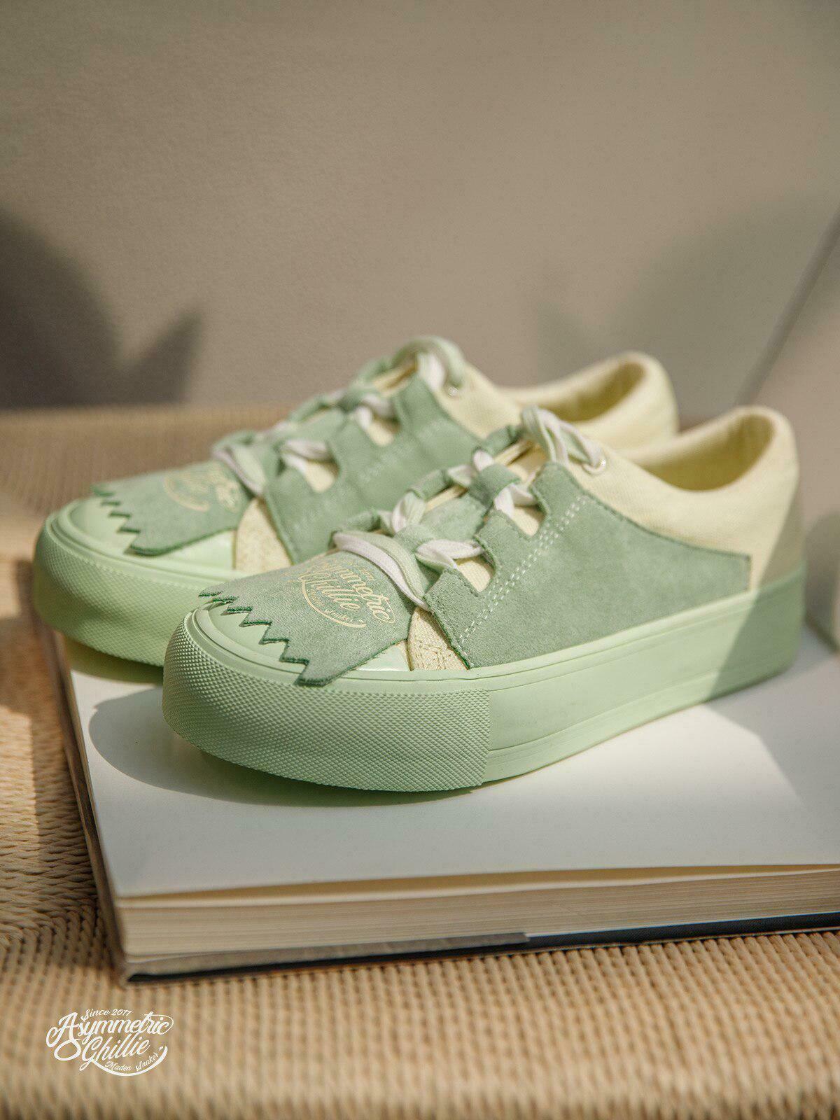 Indie Lace Up Sneakers for Y2K Style: Trendy Footwear for Modern Indie Fashion