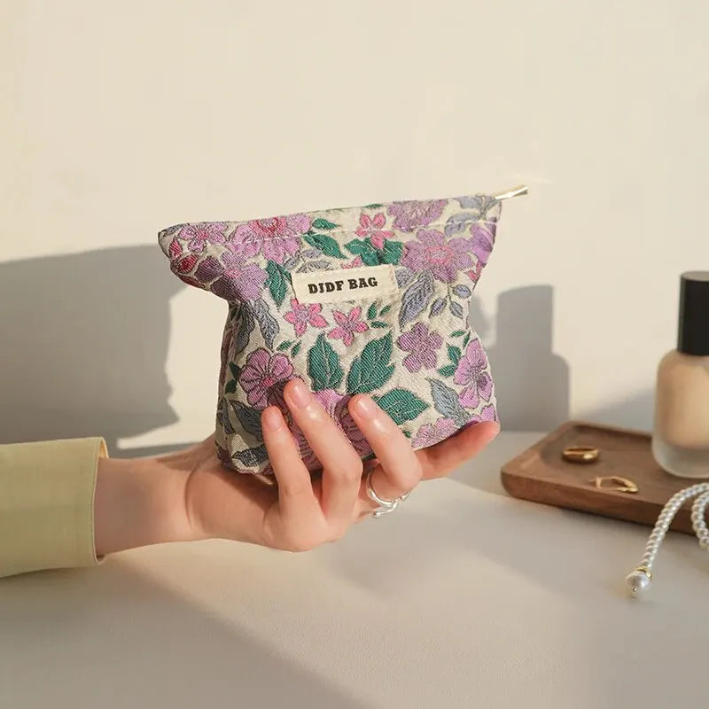 Soft Girl Floral Mini Makeup Bag - Trendy Y2K Fashion Accessory for Stylish Looks