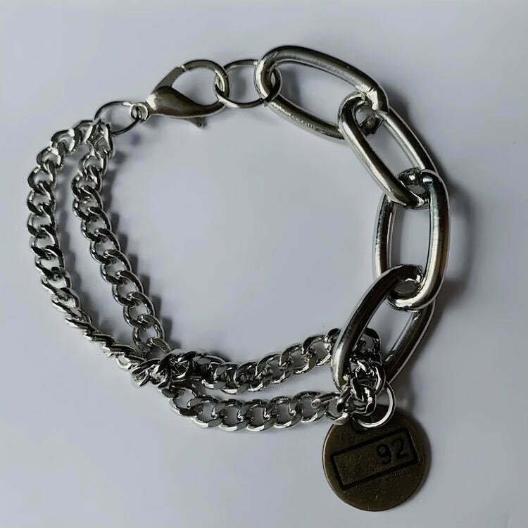 Trendy Silver Chain Bracelet - Korean Y2K Fashion Accessory for Stylish Looks